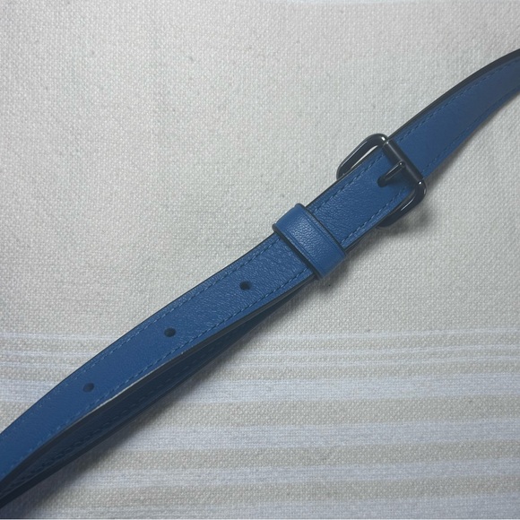 Coach Royal Blue Crossbody Bag - Picture 4 of 8